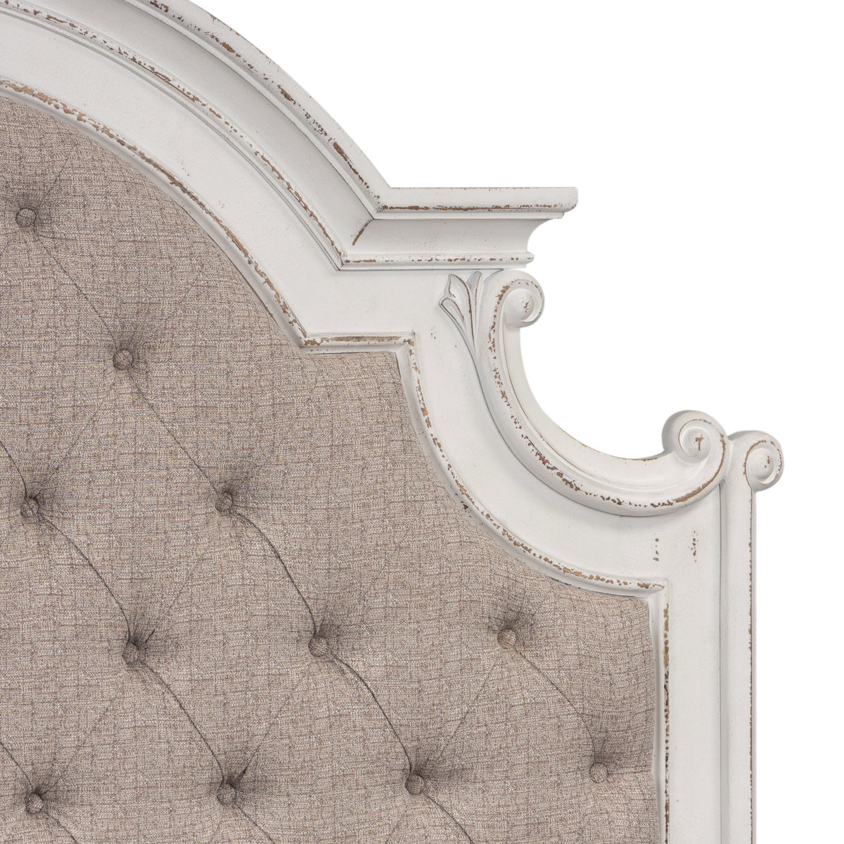 Magnolia Manor Upholstered Bed