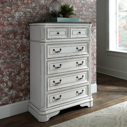 Magnolia Manor 5-Drawer Chest